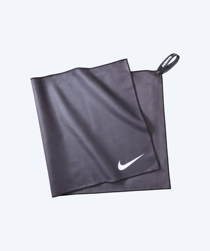 Nike mikrokuitupyyhe - Quick Dry - Musta