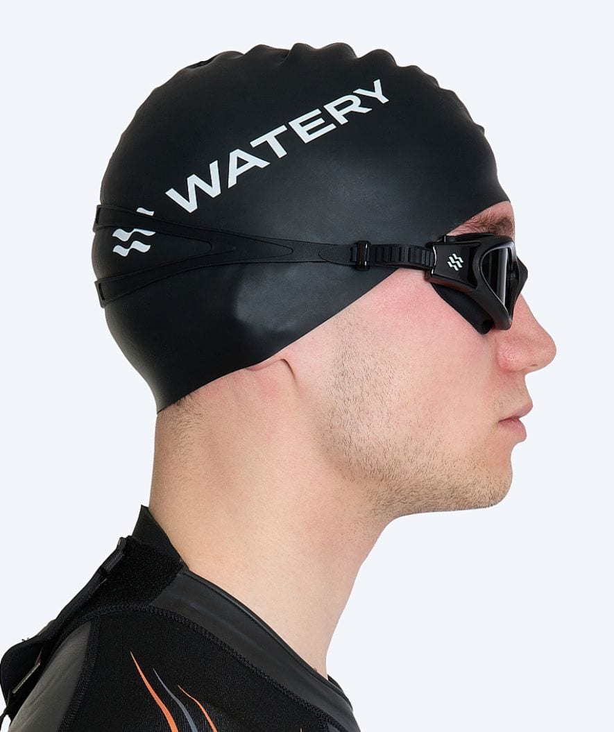 Watery likinäköuimalasit vahvuuksilla aikuisille - (-2.0) – (-6.0) - Raven Active - Musta (Smoke linssi)