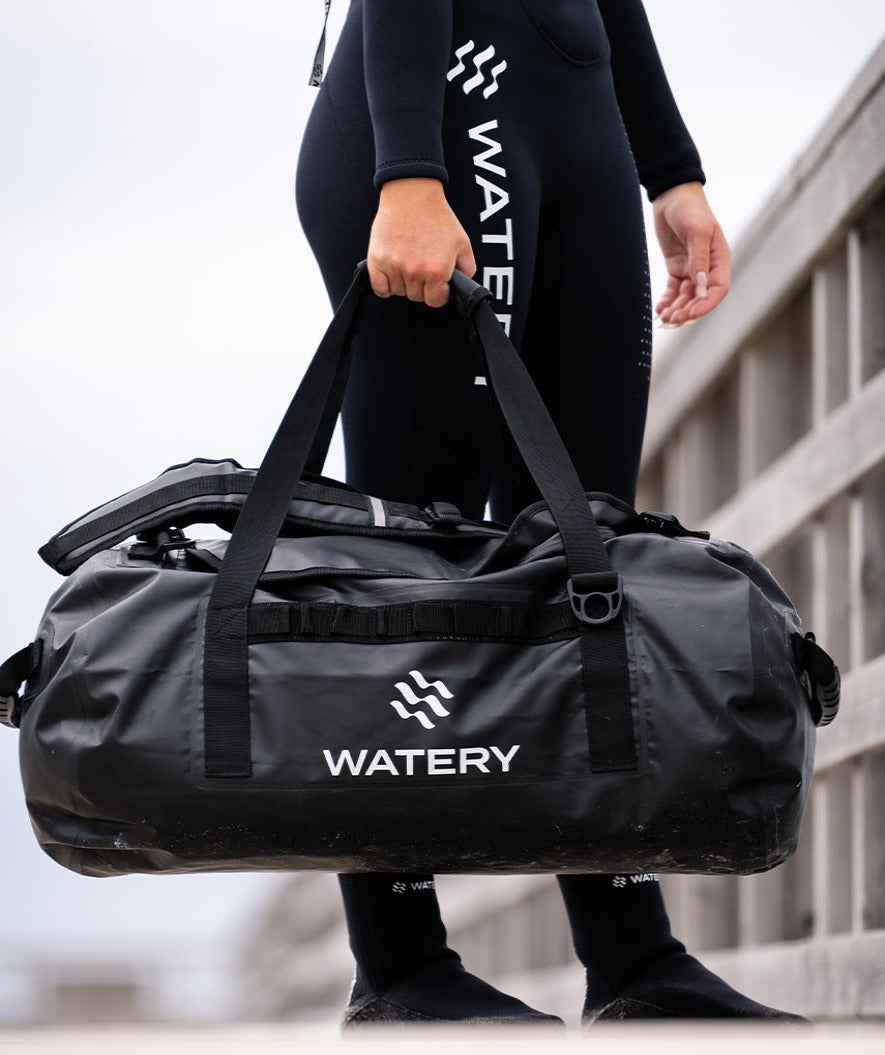 Watery vedenkestävä putkikassi - Swim 50L - Musta