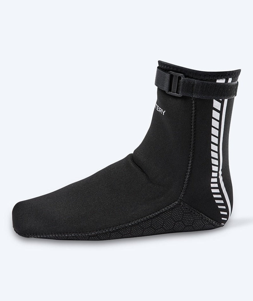 Watery neopreenisukat avovesiuintiin - Reptile (3 mm) - Musta